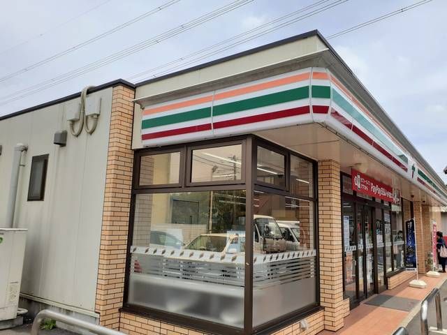 コンビニ　セブンイレブン千葉鎌取店（コンビニ）まで168m