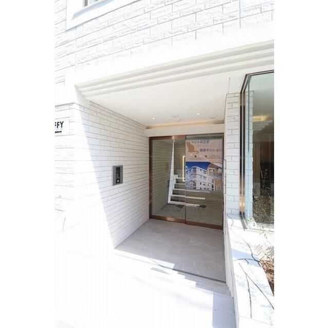 エントランス　建物の内部です