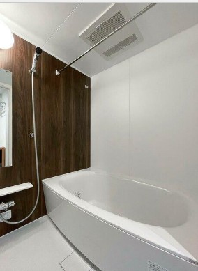 バス・シャワールーム　ゆったり過ごせるお風呂です