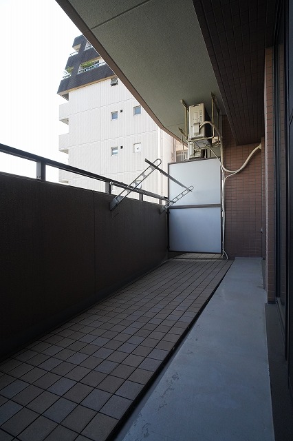 バルコニー　バルコニー