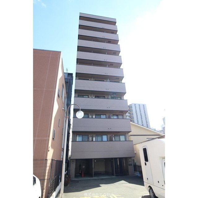 建物外観　通勤通学に便利な駅近マンションです。