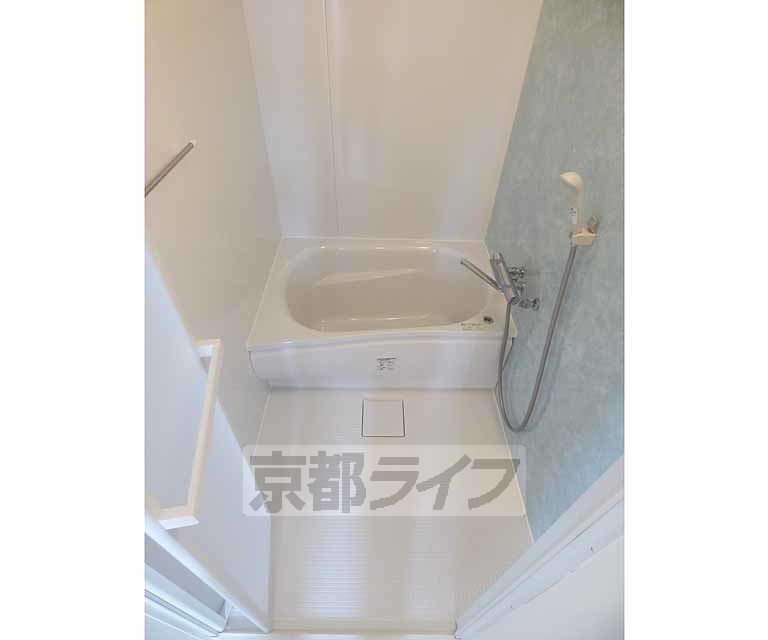 バス・シャワールーム　清潔感があります