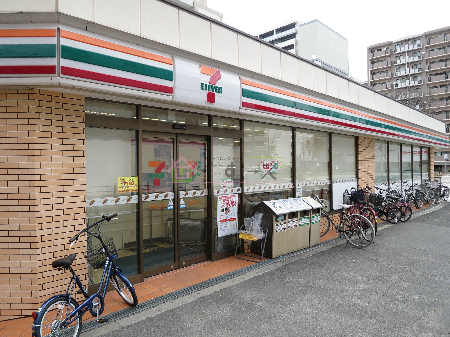 コンビニ　セブンイレブン 大阪北堀江3丁目店（コンビニ）まで280m