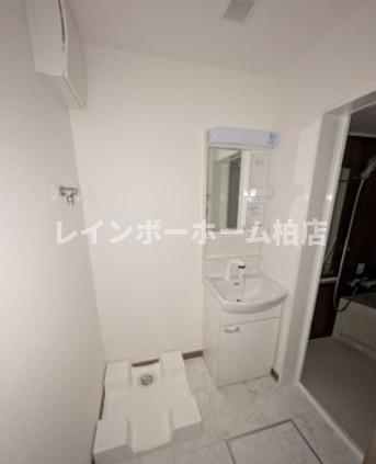 洗面設備　同貸主。参考写真。