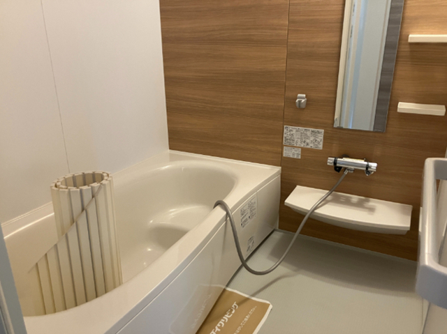 バス・シャワールーム　バス
