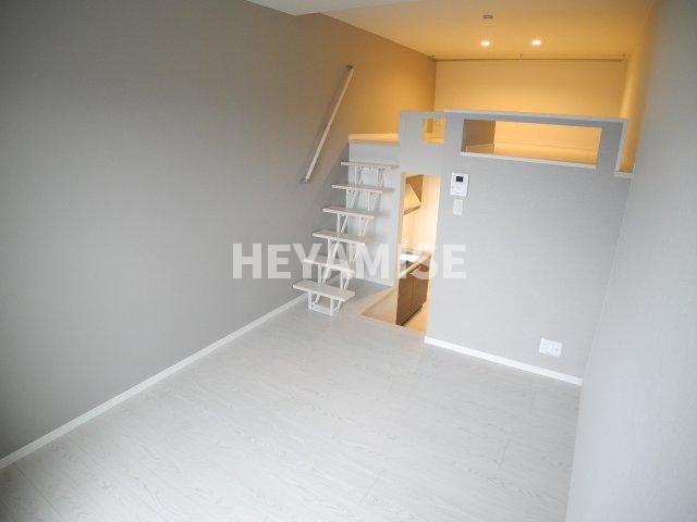 居室・リビング　※室内画像は別号室のもの