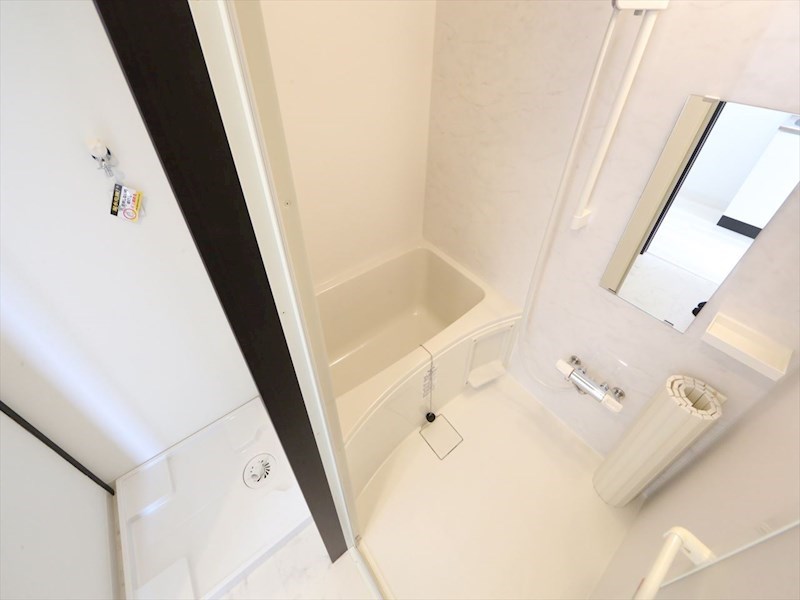 バス・シャワールーム　浴室暖房乾燥機付　追い焚き・オートバス機能付お風呂