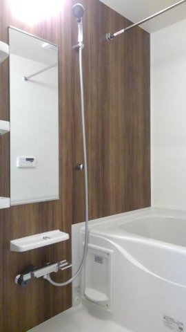 バス・シャワールーム　お風呂で日々の疲れを落としましょう