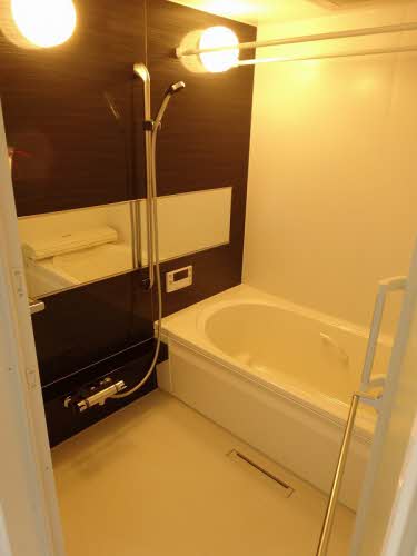 バス・シャワールーム　別号室の写真です。