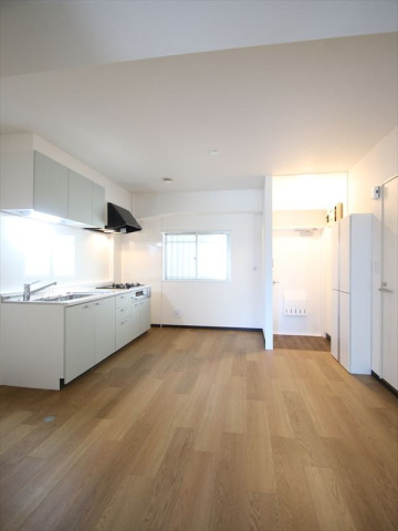 居室・リビング　広々9帖ダイニングキッチン♪