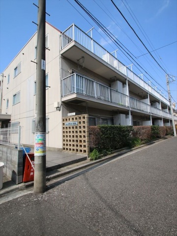 建物外観　閑静な住宅街です♪