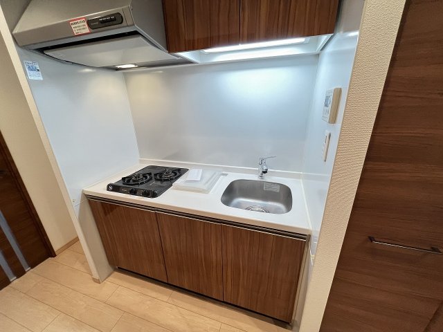 キッチン　コンパクトなキッチンで掃除もラクラク