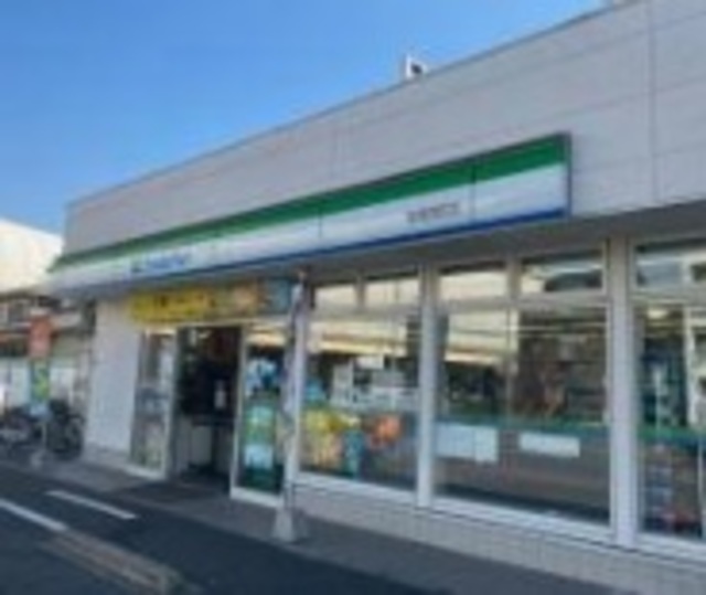 コンビニ　ファミリーマート船橋日の出店（コンビニ）まで342m