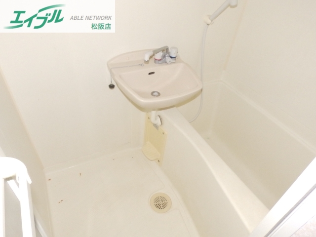 洗面設備　別部屋のお写真です！