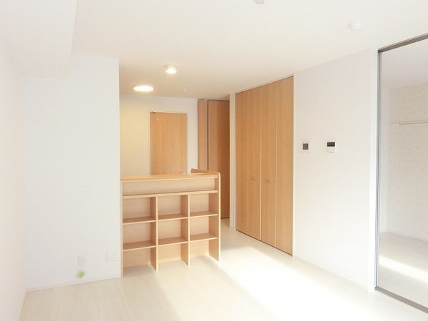 居室・リビング　人気のカウンターキッチン！