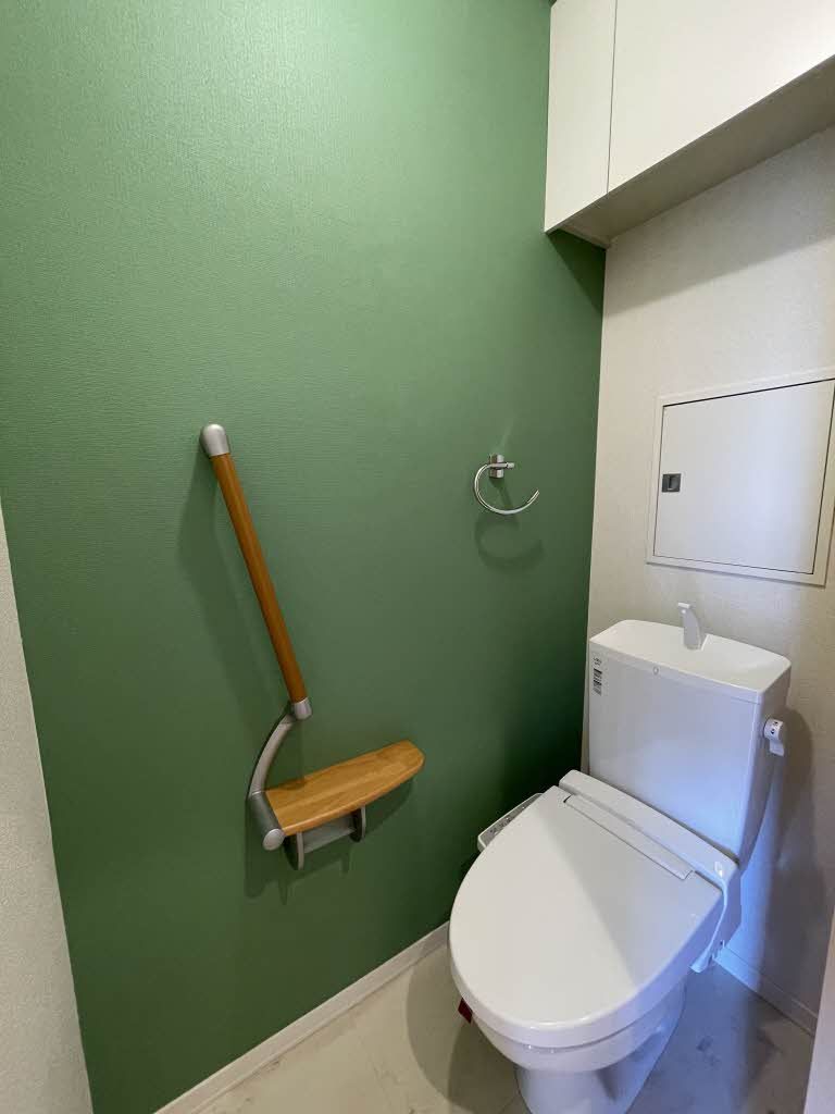 トイレ　トイレ