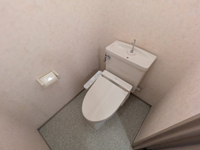 トイレ　橘屋ビルAMDE