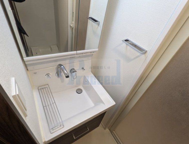 洗面設備　使いやすい独立洗面台☆