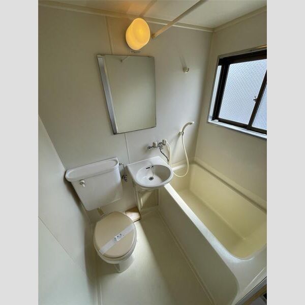 バス・シャワールーム　浴室広々♪