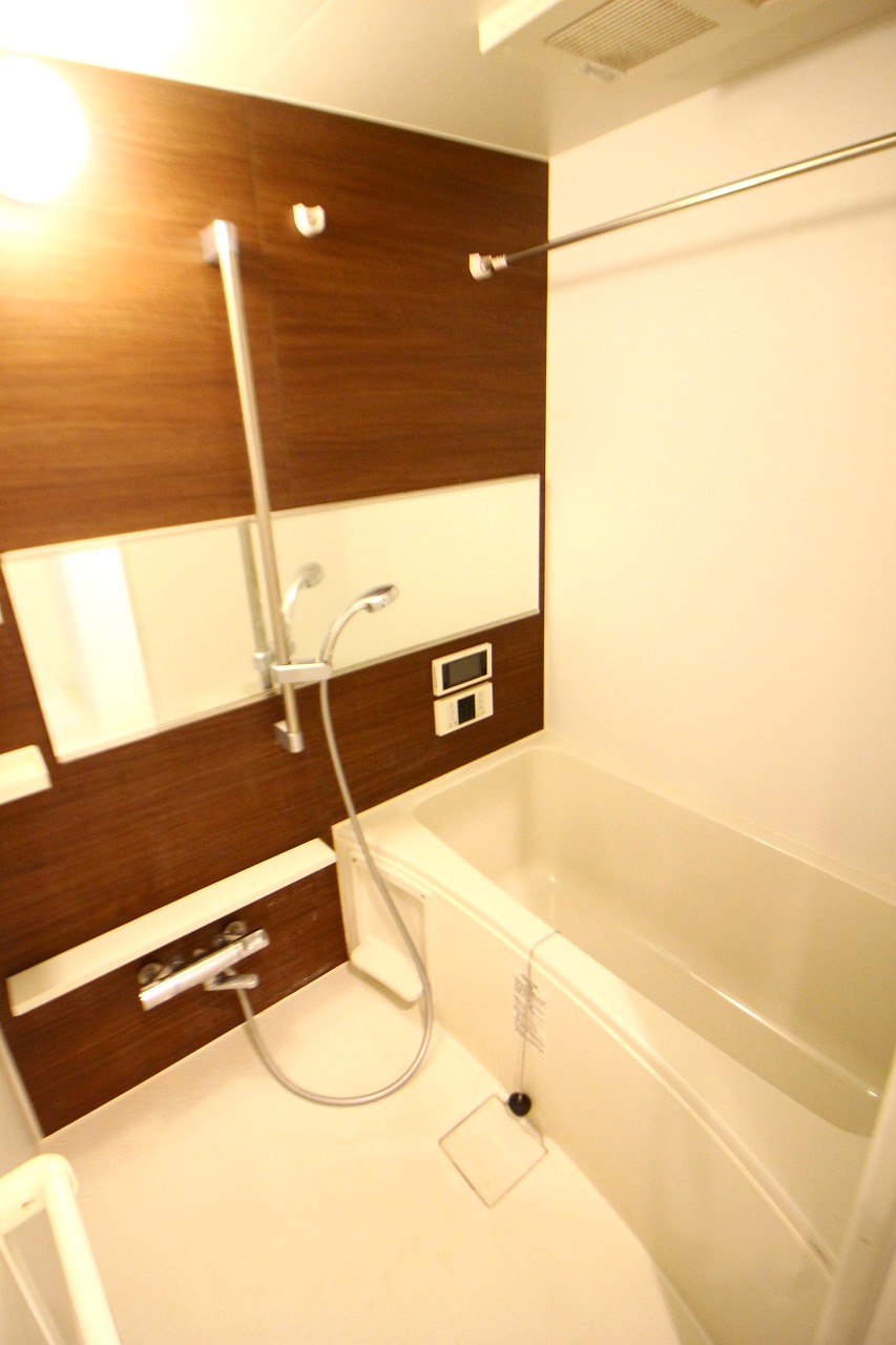 バス・シャワールーム　※同建物の別号室です。ご参照下さい。