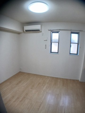 その他部屋・スペース　明るい色調の室内です