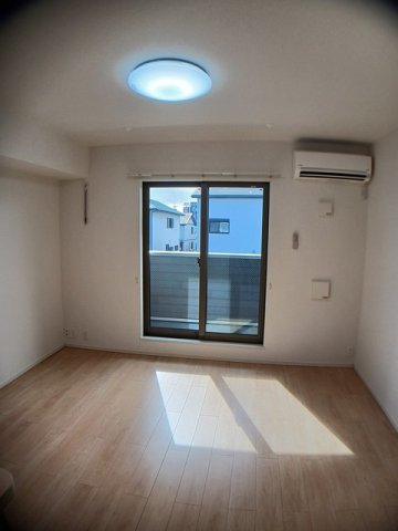 居室・リビング　おしゃれな居間です