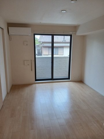 居室・リビング　使いやすい居間です