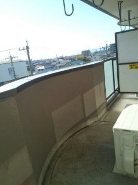 バルコニー　※別室の参考写真の為、現況優先です。