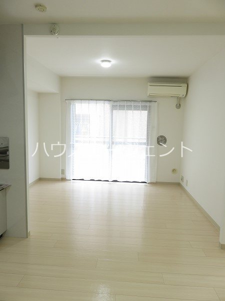 居室・リビング　広いリビングです※参考画像