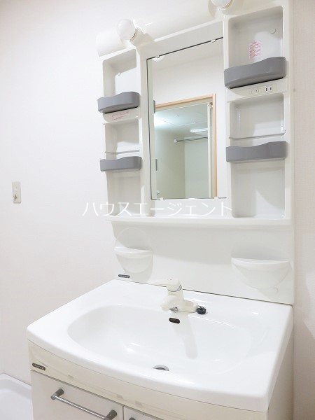 洗面設備　独立洗面台です※参考画像