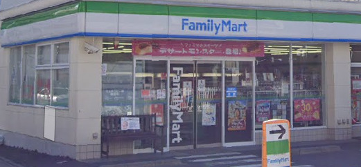 コンビニ　ファミリーマート 新丸子駅東店（コンビニ）まで248m