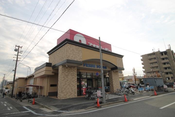 スーパー　（株）アオキスーパー／一色新町店（スーパー）まで395m