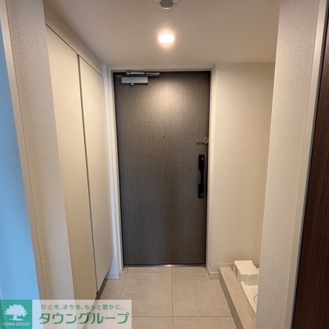 玄関　※写真は同タイプ住戸です。