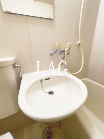 洗面設備　洗面台です。