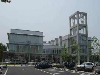 役所　さいたま市見沼区役所（役所）まで967m