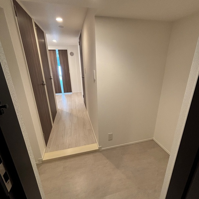 玄関　※写真は同タイプ住戸です。