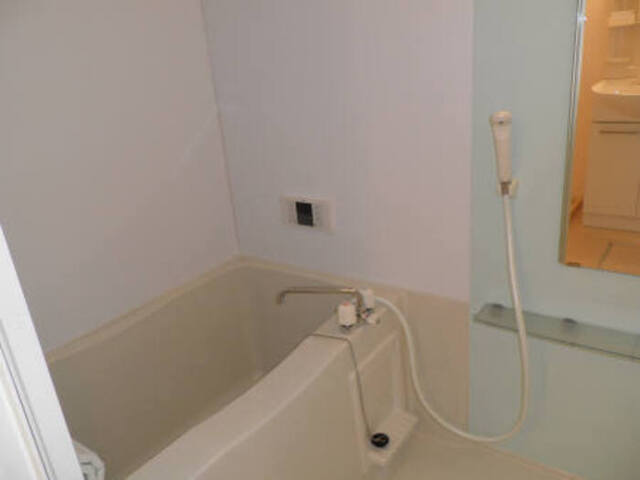 バス・シャワールーム　追い焚き給湯