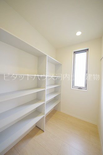 収納　ウォークインクローゼット