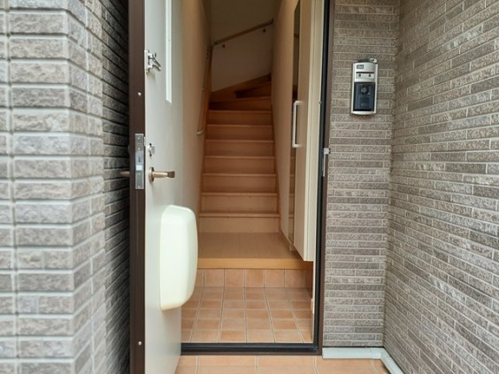 玄関　シューズボックスあります