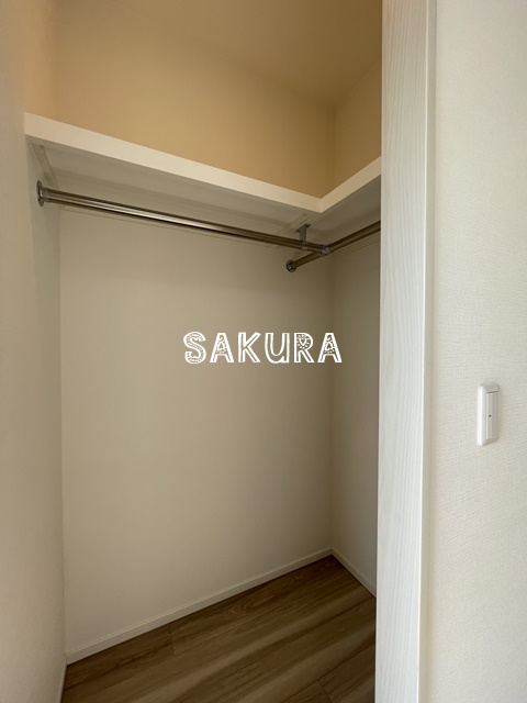 収納　嬉しいウォークインクローゼット♪