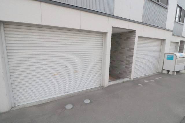 駐車場　車庫！