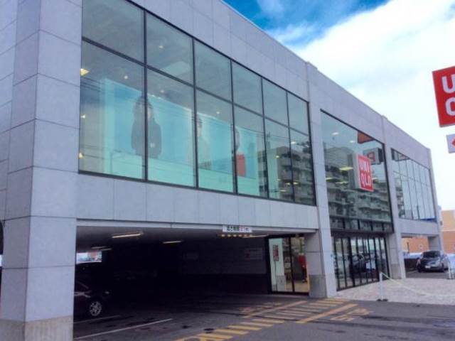 ショッピングセンター　ユニクロ札幌二十四軒店（ショッピングセンター）まで240m