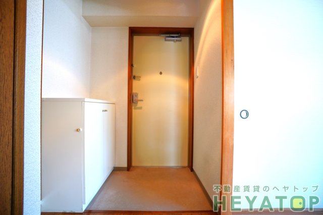 玄関　シューズボックス付き玄関（同仕様写真）