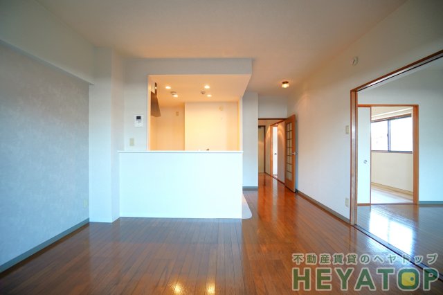 居室・リビング　ＬＤＫ１１帖（同仕様写真）