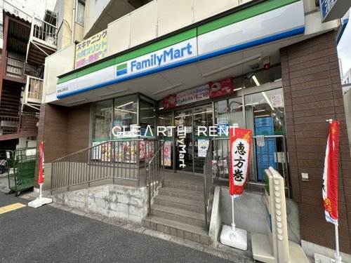 コンビニ　ファミリーマート 新宿山吹町店（コンビニ）まで199m