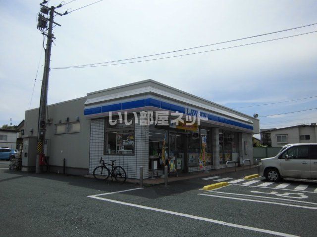 コンビニ　ローソン 山形八日町店（コンビニ）まで207m