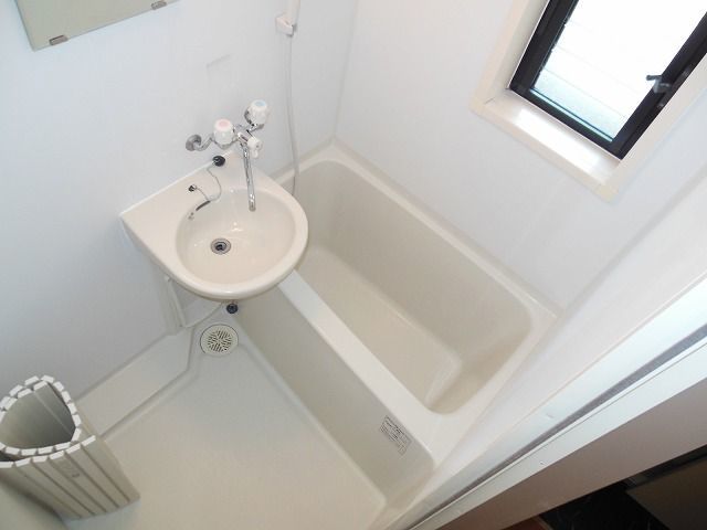 バス・シャワールーム　浴室