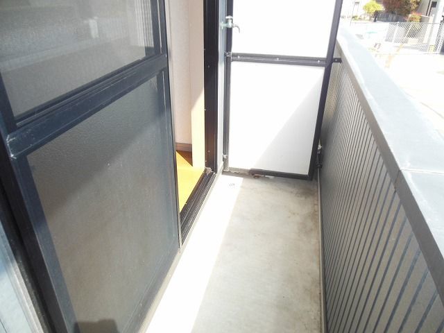 バルコニー　バルコニー　洗濯機置場