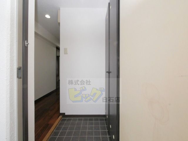 玄関　広々とした玄関です♪