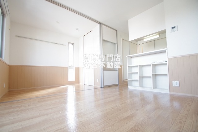 居室・リビング　明るいゆったりとしたリビング♪